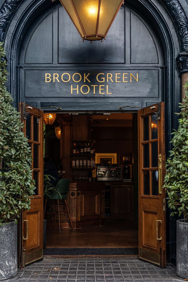 Brook Green Hotel