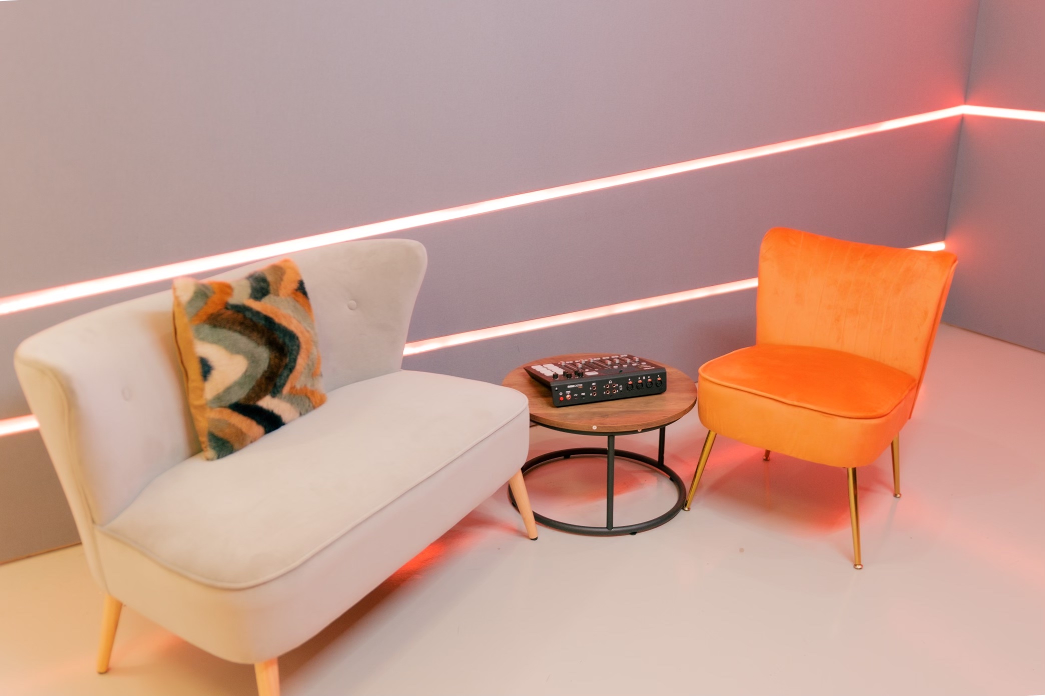 Stylish lounge area with modern furniture for networking events and informal meetings.