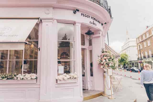 Pepa's pastel pink bakery, perfect for intimate bridal showers and themed events.