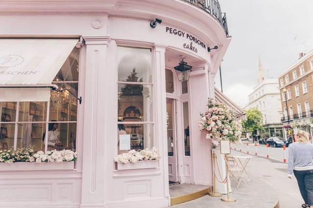 Pepa's pastel pink bakery, perfect for intimate bridal showers and themed events.