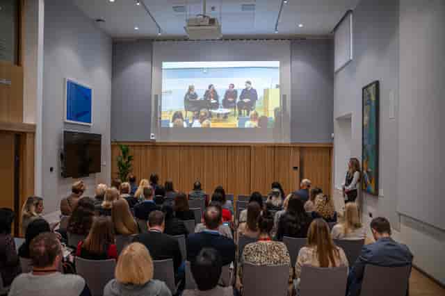 Wohl Gallery hybrid event, stage, audience engagement