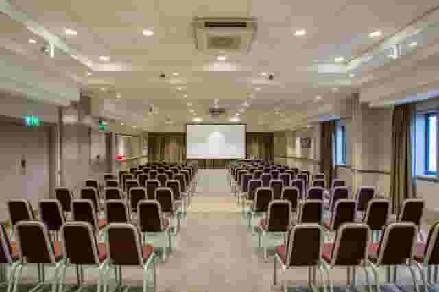 Roundhay Suite