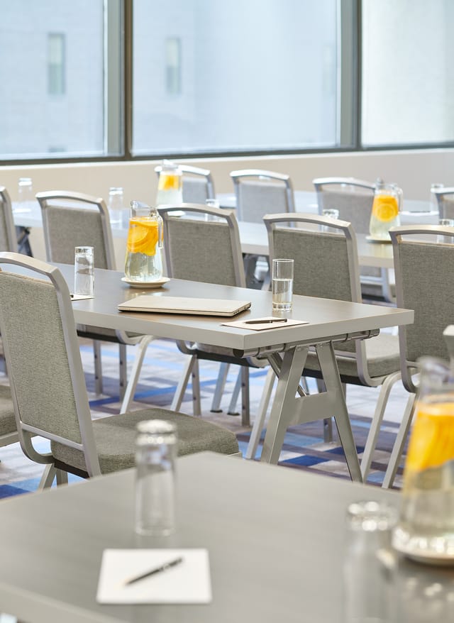 Osgoode meeting setup in Hilton Toronto, ideal for corporate workshops and events.