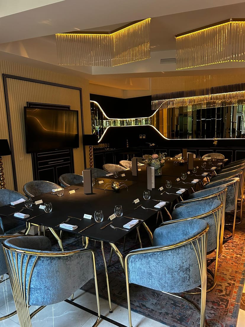 Epoque Hotel