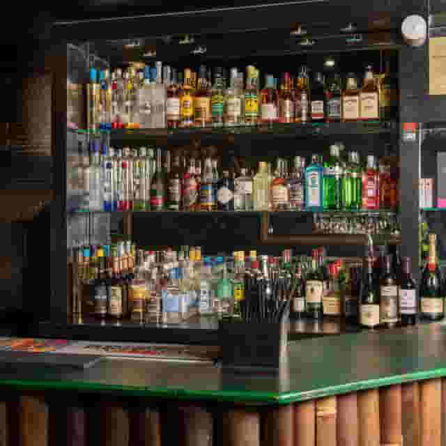 Jungle Bar & Grill