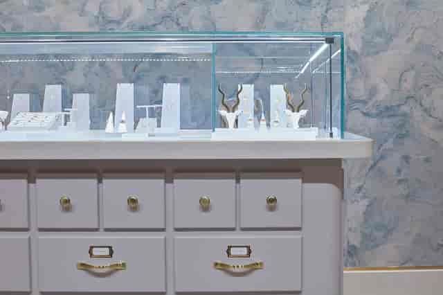 Sleek jewelry display case at The Alkemistry for upscale events and luxury gatherings.
