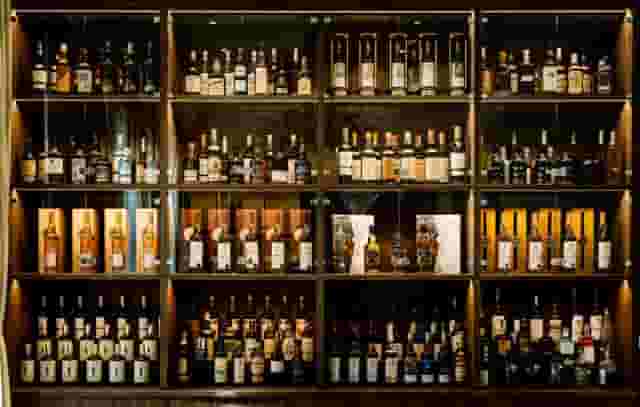 VCLUB Whisky Lounge