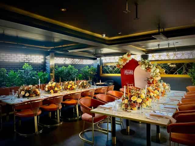 Central Restaurant and Lounge