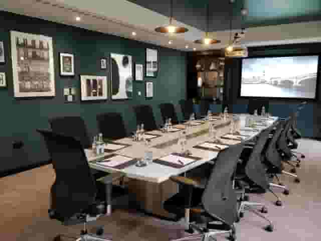 DoubleTree by Hilton London Kensington