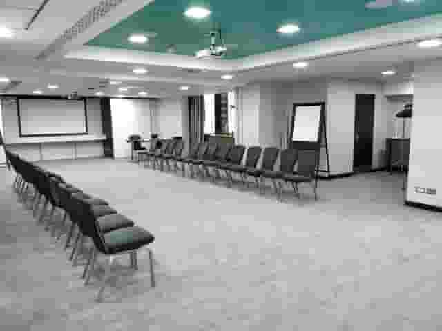 DoubleTree by Hilton London Kensington