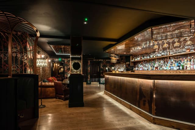 Smith’s Cocktail Bar