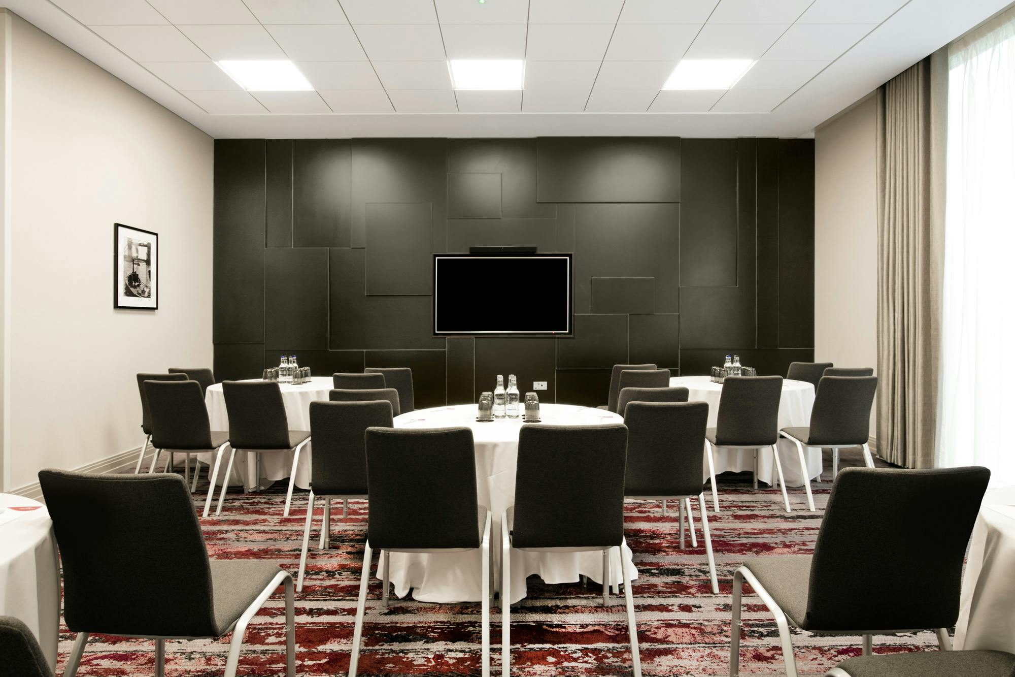 Tower Suite meeting room at Crowne Plaza London Docklands, perfect for corporate events.