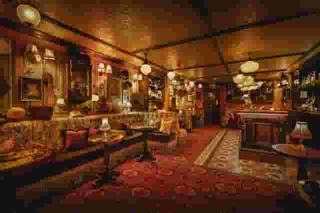 Mr Fogg’s Hat Tavern & Gin Club