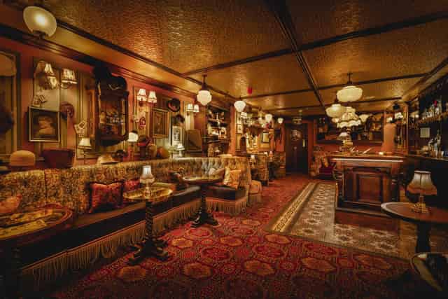 Mr Fogg’s Hat Tavern & Gin Club