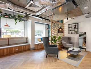 Modern lounge area at Runway East Temple Meads, perfect for networking events and meetings.