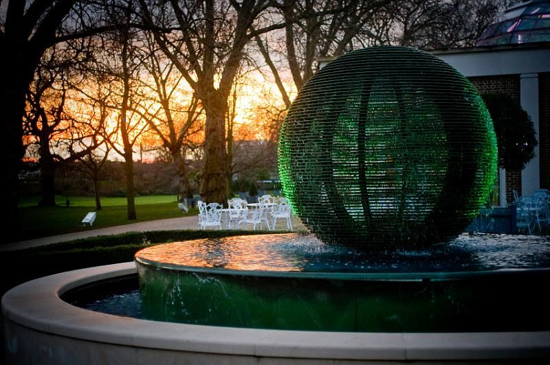 Elegant outdoor venue with fountain at Hurlingham Club, perfect for events and gatherings. - Banner