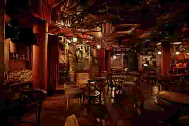 Mr Fogg's City Tavern