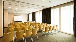 Park Suite 1-3 at The Plaza Cardiff, bright meeting room for conferences and workshops.