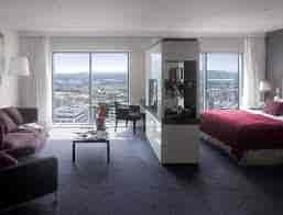 Azzuro 1 Suite at Radisson Blu Cardiff, spacious hotel room for meetings and retreats.