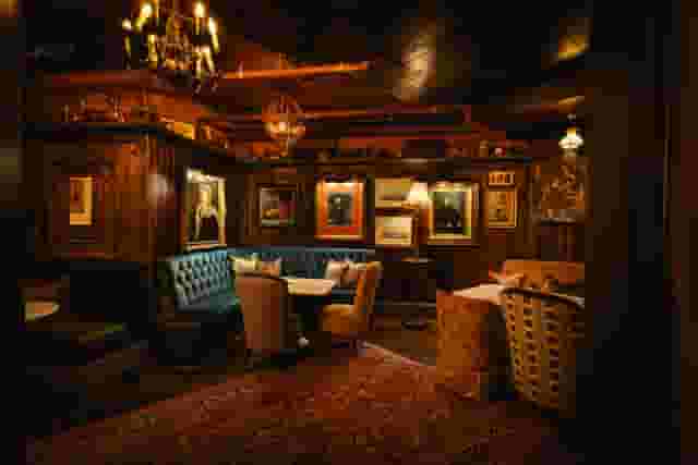 Mr Fogg's City Tavern