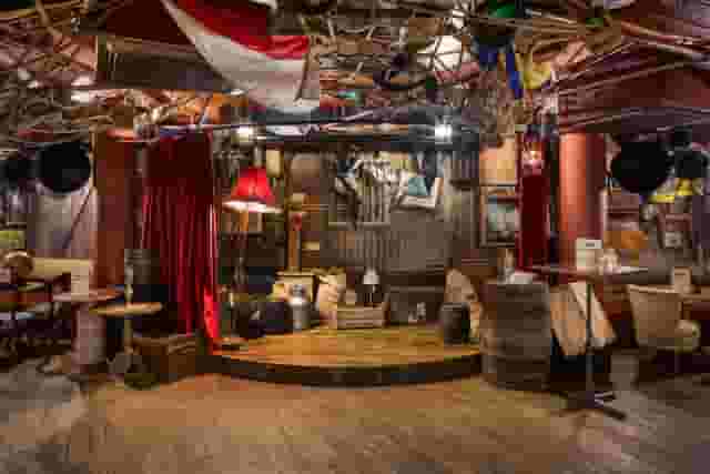 Mr Fogg's City Tavern