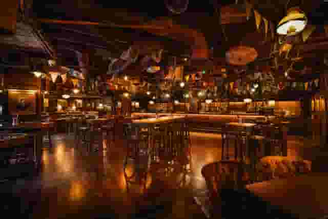 Mr Fogg's City Tavern
