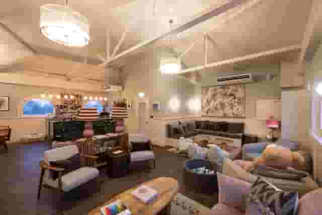 Snug, Living Room, Cinema