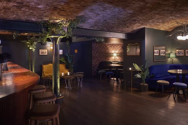 Casa do Frango - Mayfair