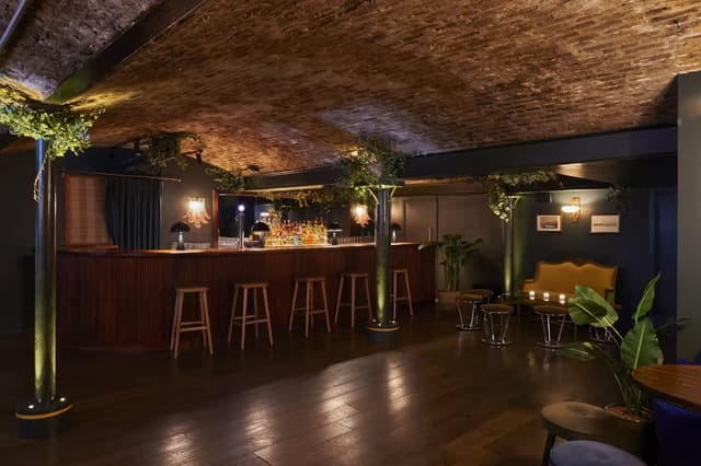 Casa do Frango - Mayfair