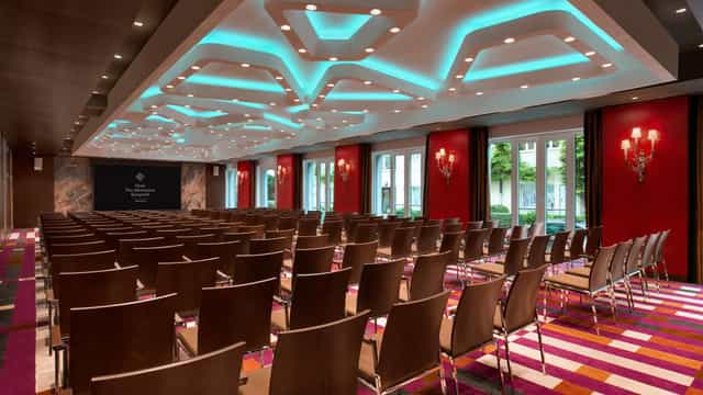 Hotel Vier Jahreszeiten Kempinski ...