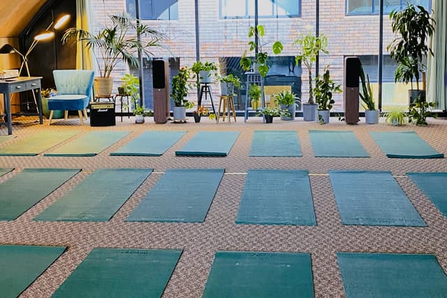 Self-Retreat Studio