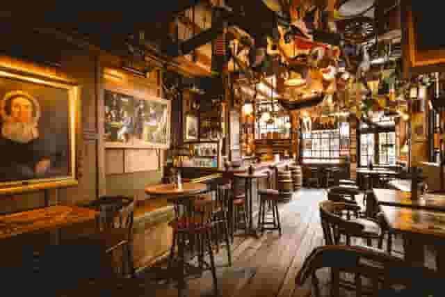 Mr Fogg's Tavern