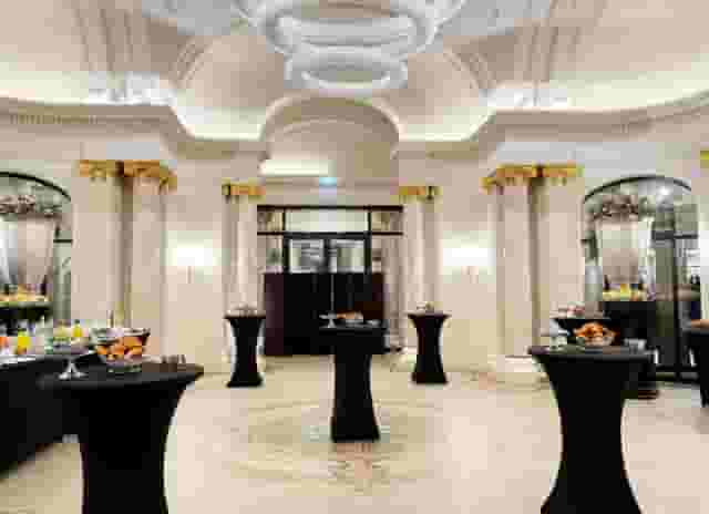The Peninsular Paris