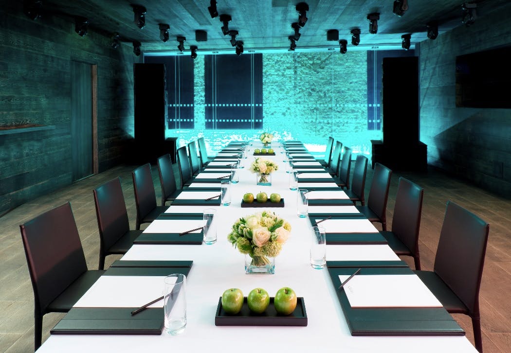 Modern meeting space at The London EDITION, ideal for corporate workshops and discussions.