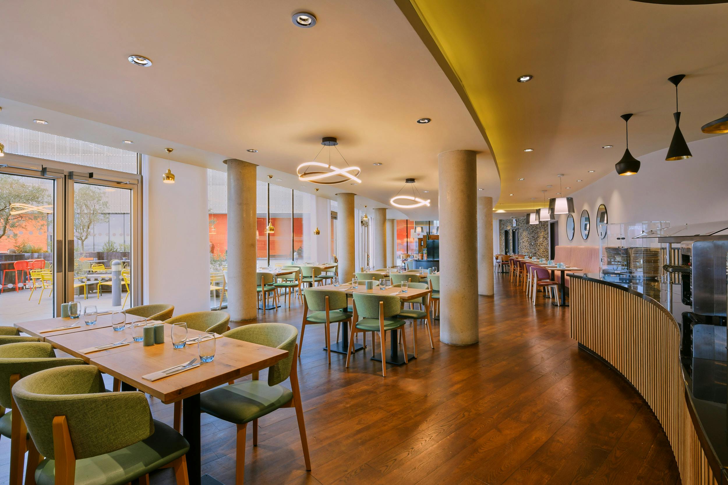 Docksider Restaurant at Aloft London ExCeL, modern venue for networking events and meetings.