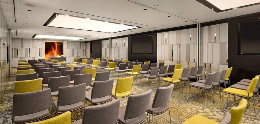 Modern conference room in Park Plaza Victoria Amsterdam, ideal for presentations and workshops.