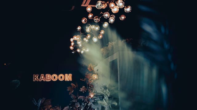 Kaboom Lounge & Restaurant