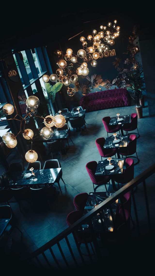 Kaboom Lounge & Restaurant