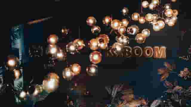Kaboom Lounge & Restaurant