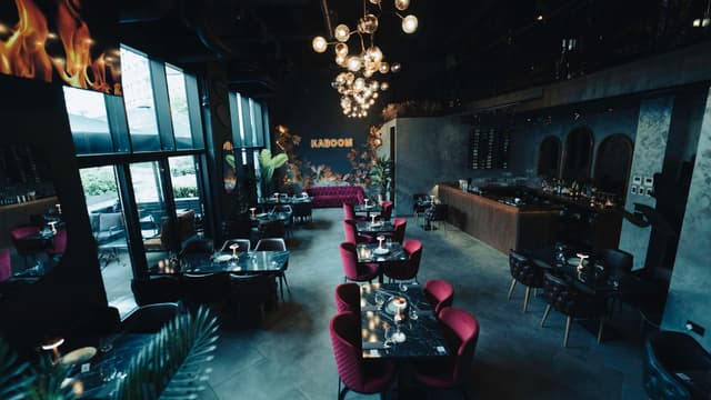 Kaboom Lounge & Restaurant
