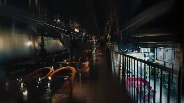 Kaboom Lounge & Restaurant