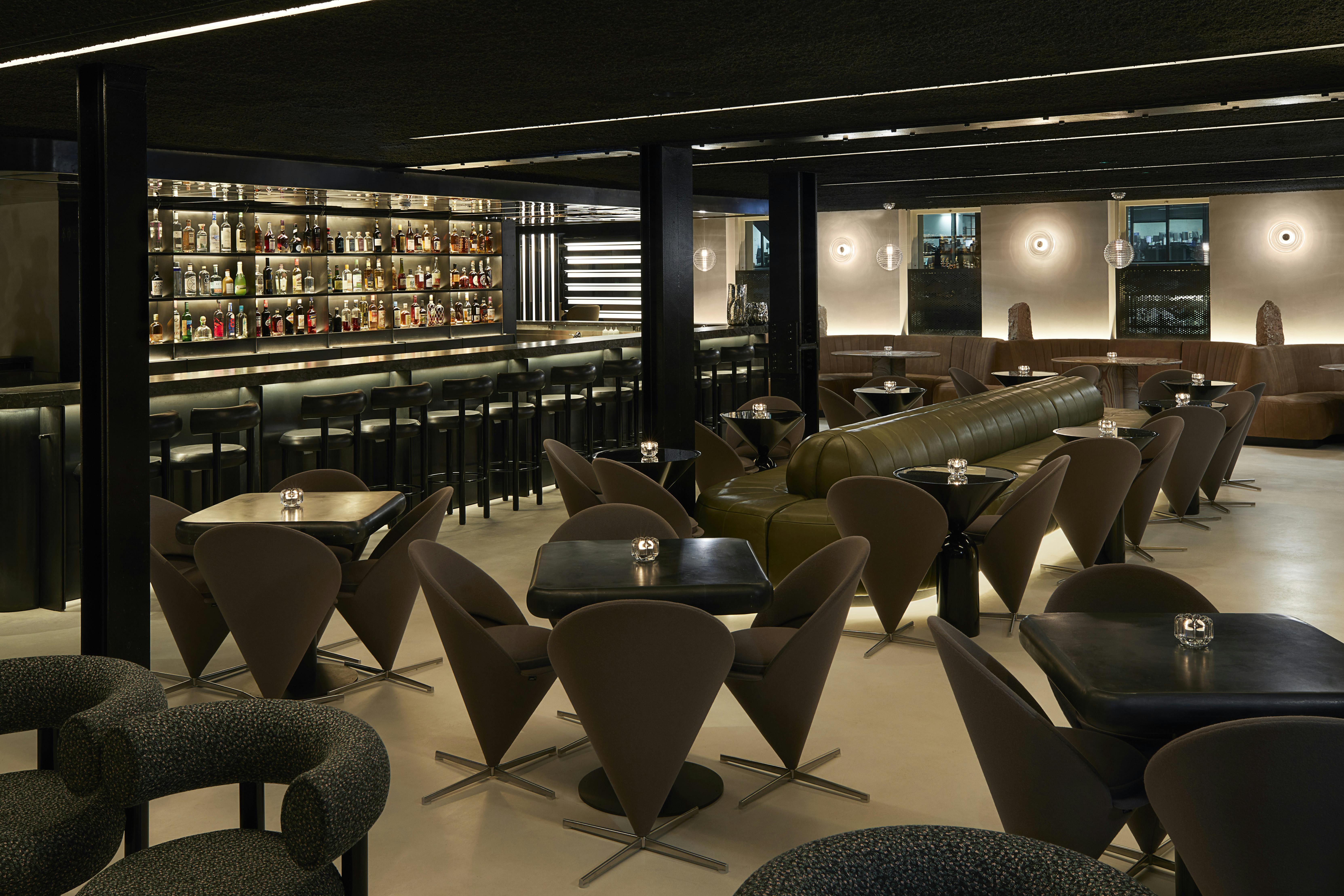 Silverleaf venue in Pan Pacific London, modern design for upscale events and gatherings.