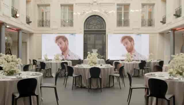 Elegant event space in Hotel d'Evreux, perfect for meetings and galas with floral decor.