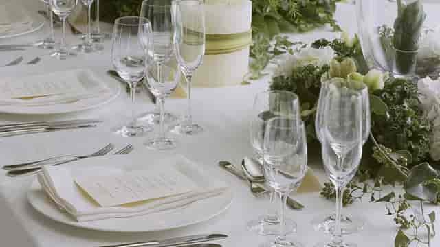 Elegant dining table setup in Ballsaal, Mandarin Oriental Zurich for weddings and events.
