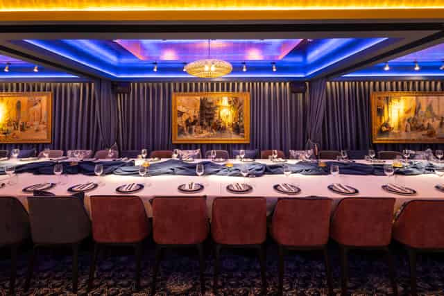 Sapphire Room