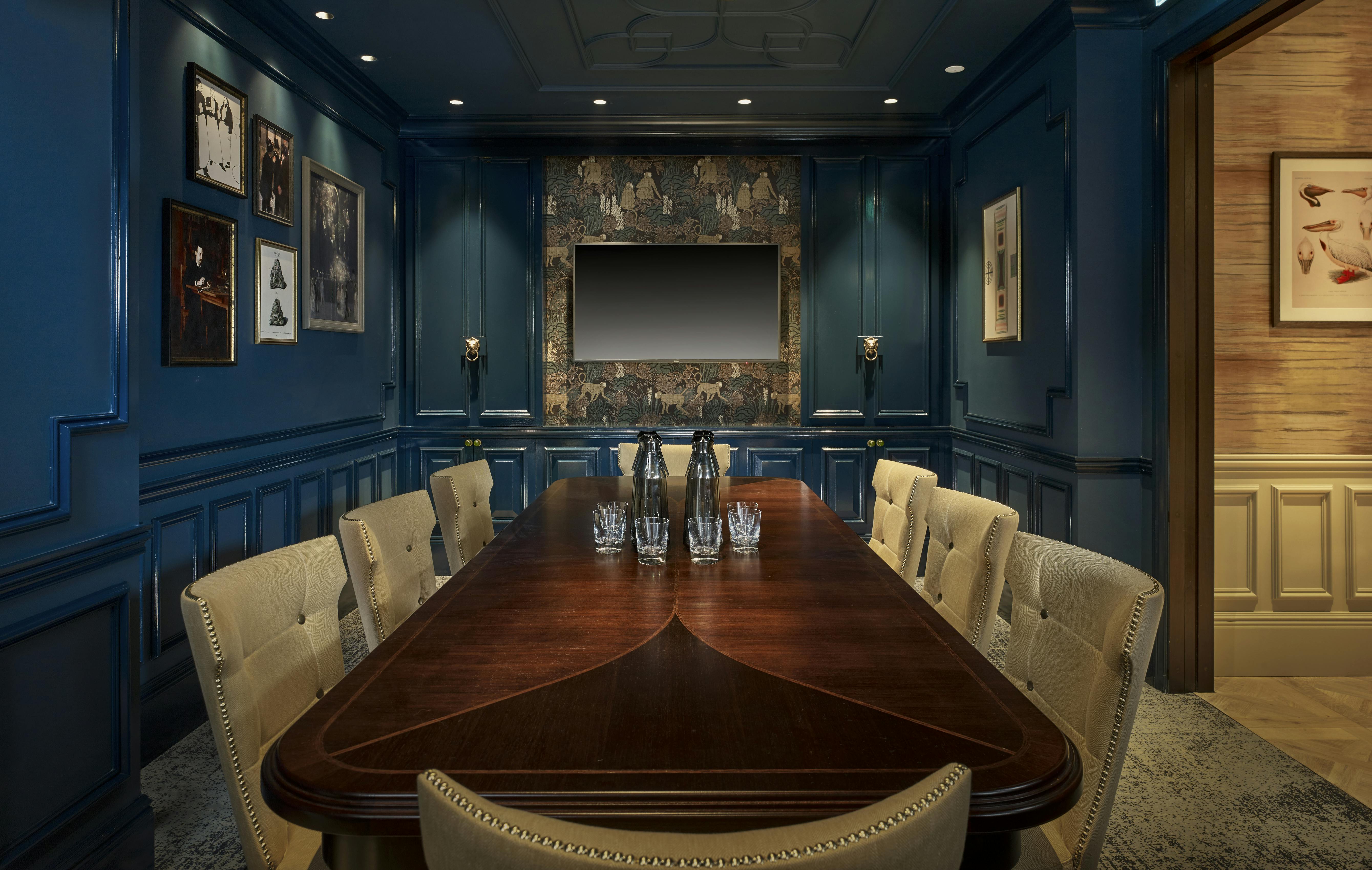 Knightsbridge Room at 100 Queen's Gate Hotel, elegant meeting space for conferences and events.