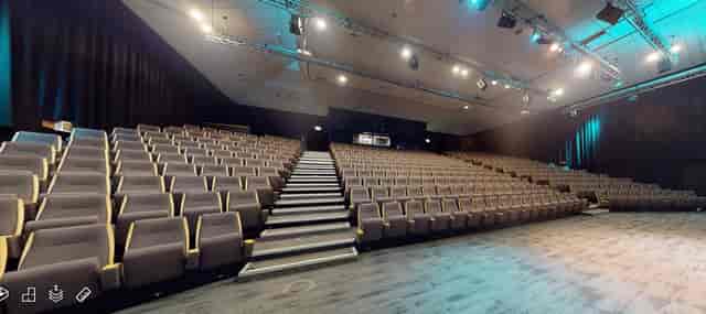 East Midlands Conference Centre - image 3