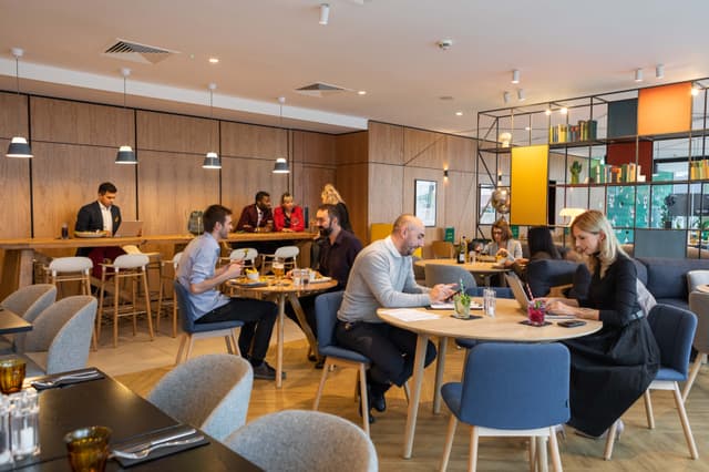 5 Cavell St Kitchen and Bar