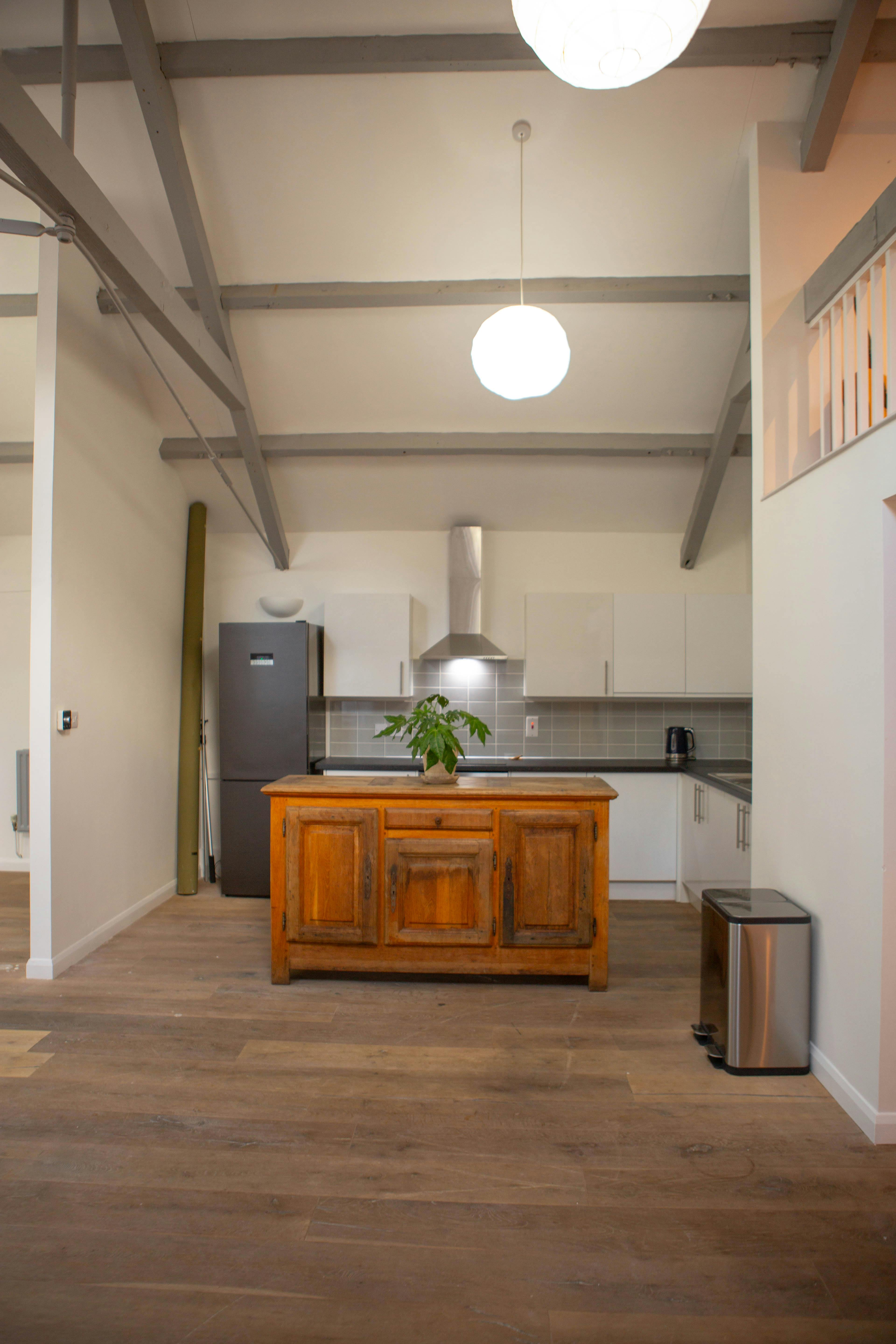 Modern kitchen in The Space London, ideal for catering at meetings and events.