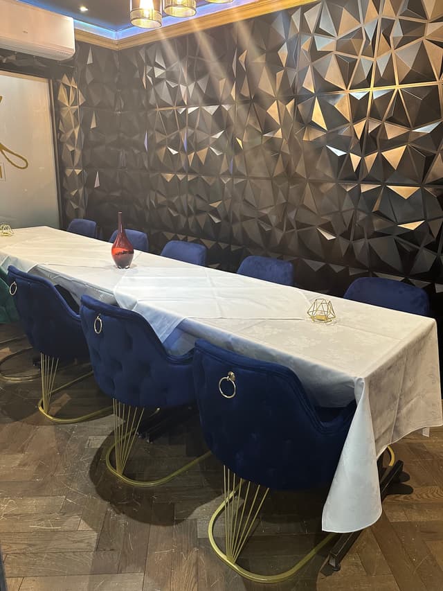 Maharani Lounge